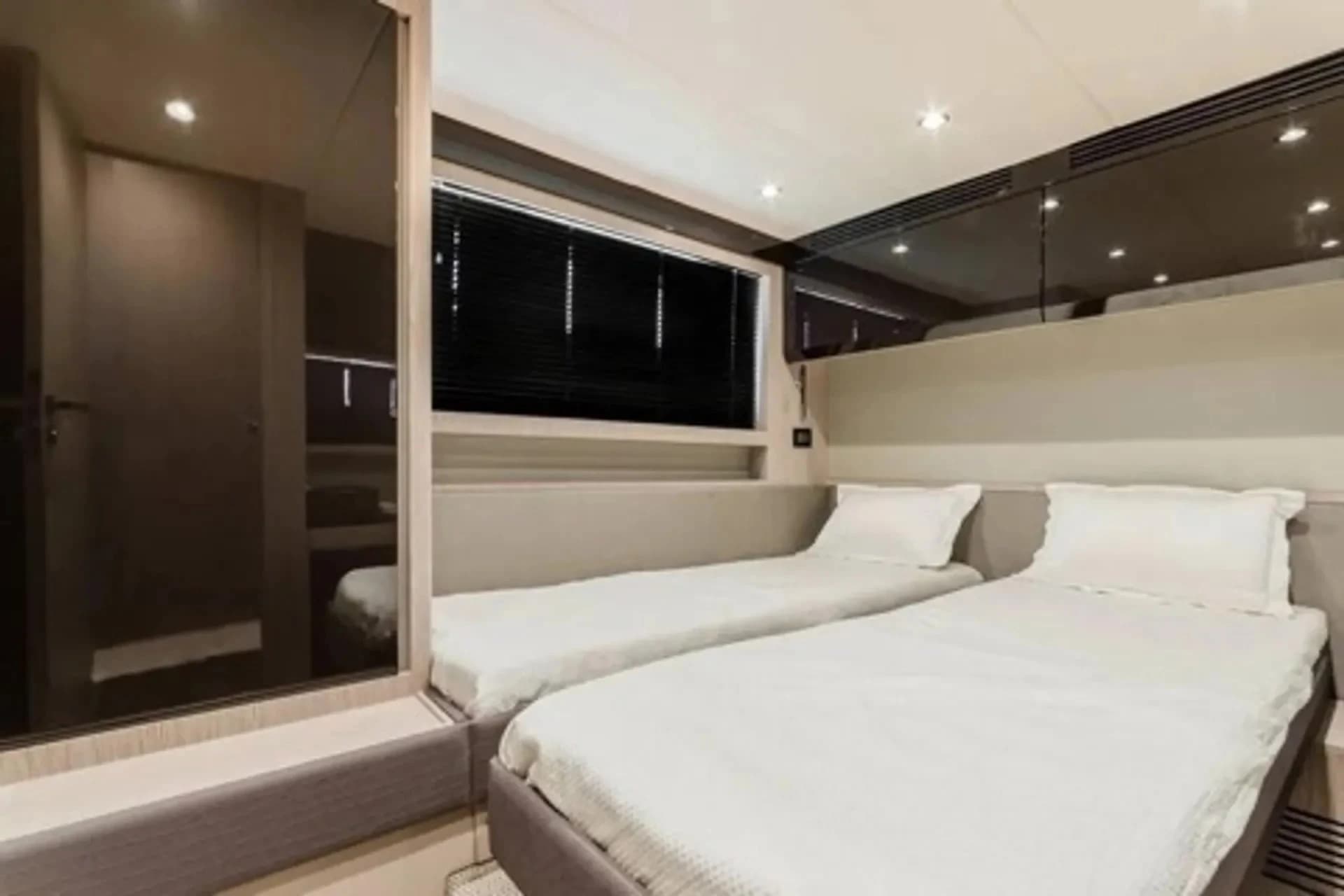 51ft Azimut Luxury Yacht – Riviera Beach, West Palm - 5