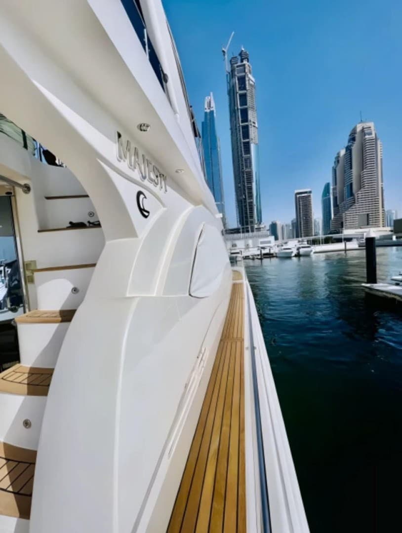 Dubai 70 Yacht Discover luxury on our 70ft yacht! Accommodating up to 28 guests - 3