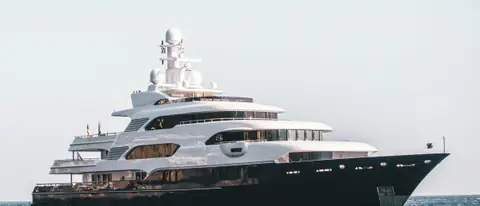 Gommone a noleggio nel porto di Terracina